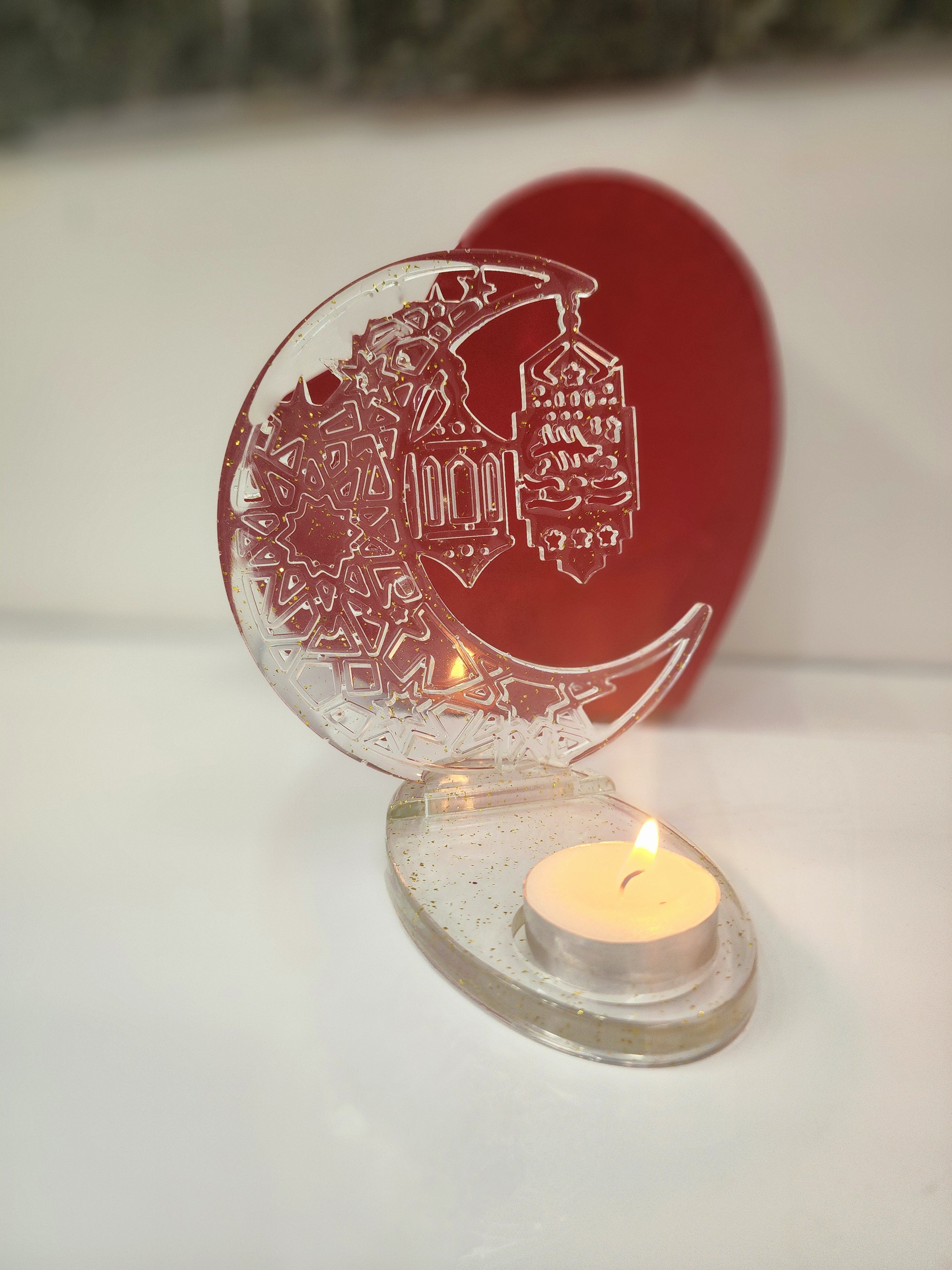 Handmade Ramadan Lantern & Crescent Moon Resin Stand – Elegant Gold Glitter Candle Holder & Home Decor